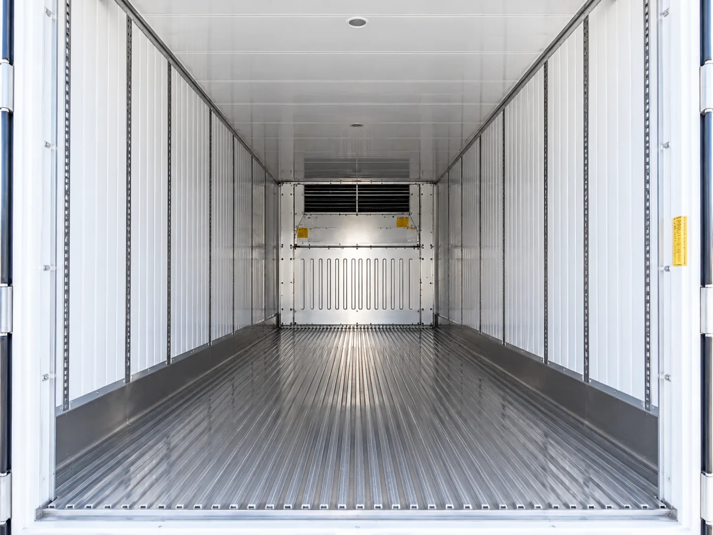 Interior de contenedor refrigerado Reefer de 40 pies
